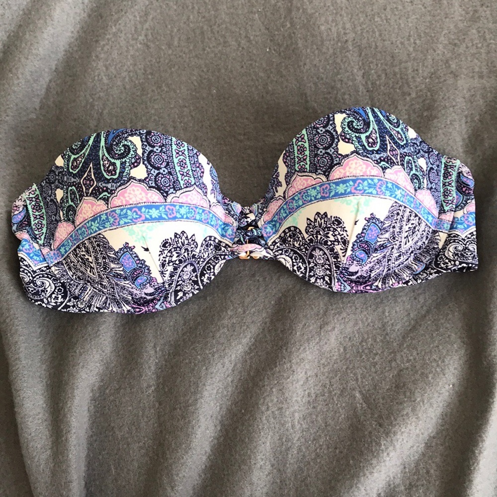 Victoria’s secret bathing suit top!